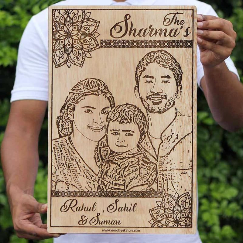 FAMILY NAME CUSTOM ENGRAVED WOODEN FRAME - My Art